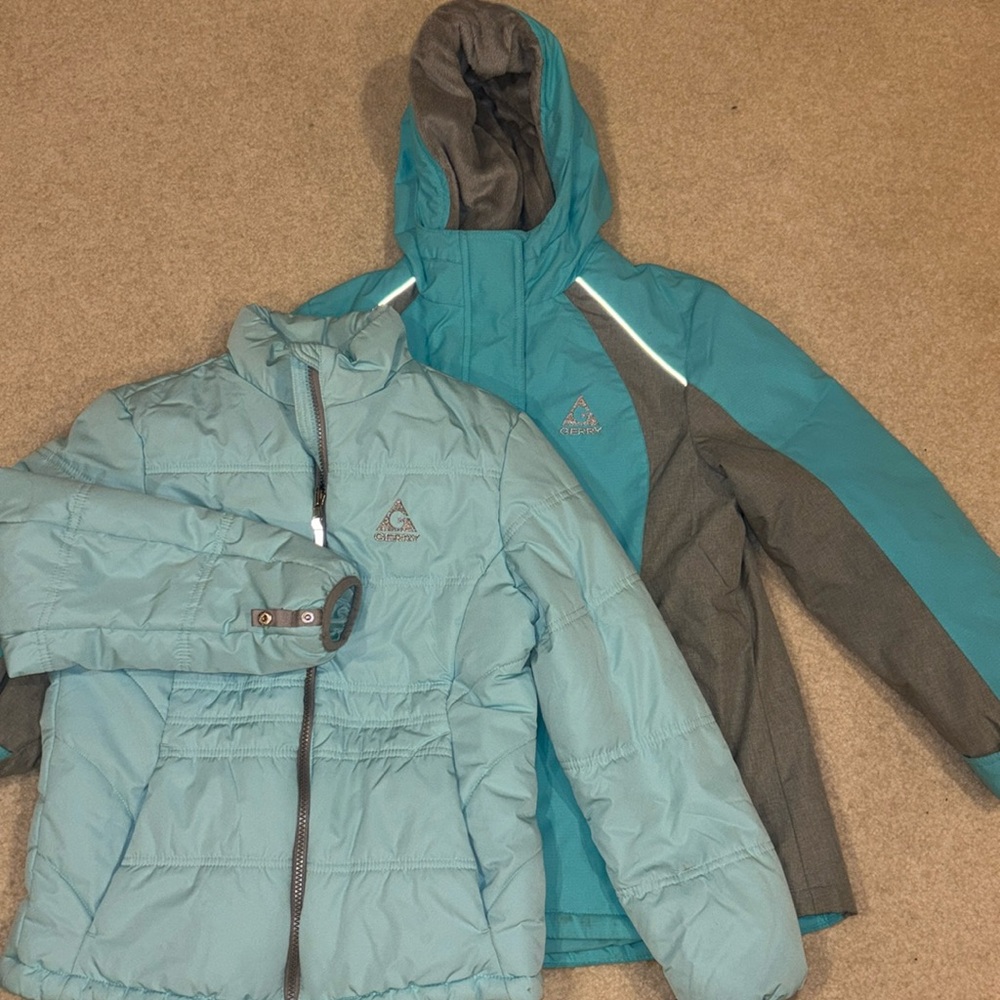 Girls teal Gerry Coat great condition M(10/12)